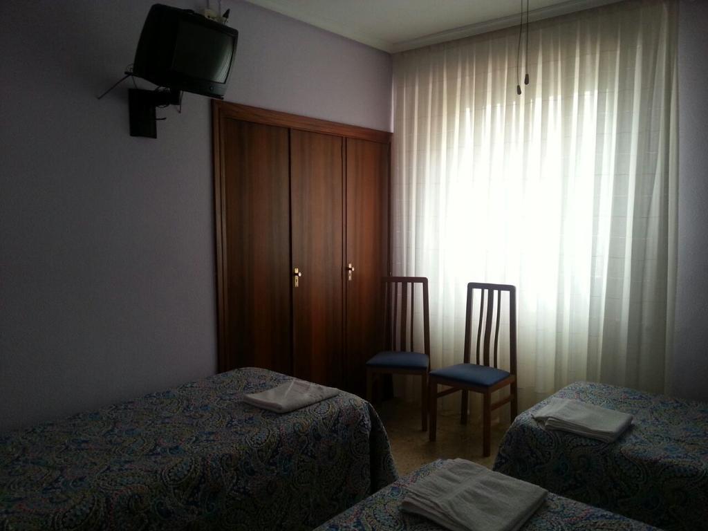 Pension Cinco Villas Λογκρόνο Εξωτερικό φωτογραφία