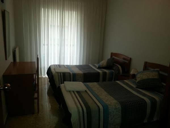 Pension Cinco Villas Λογκρόνο Εξωτερικό φωτογραφία